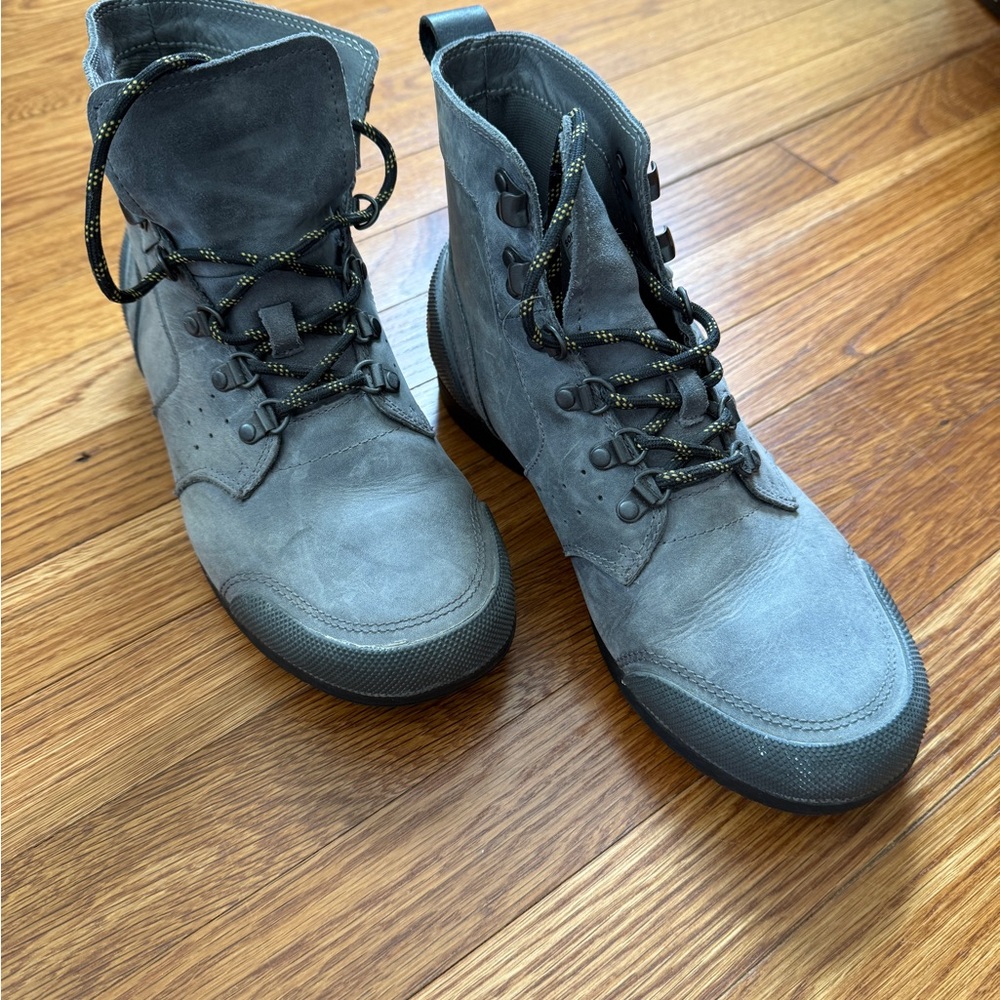 Sorel Men's Charcoal Lace-Up Boots